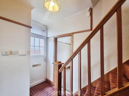 2 bedroom Semi-detached house for sale in Avondale Road, Town Moor, Doncaster, DN2