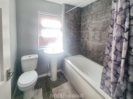 3 bedroom Terraced House for sale in Albany Road, Balby, Doncaster, DN4