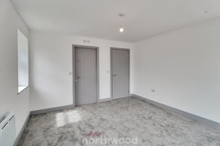 2 bedroom Flat to let in Portland Place, Doncaster, DN1