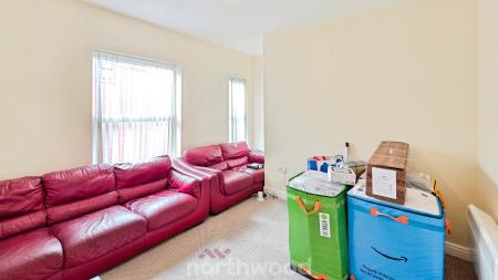 4 bedroom Block of Apartments for sale in Stockbridge Avenue, Bentley, Doncaster, DN5