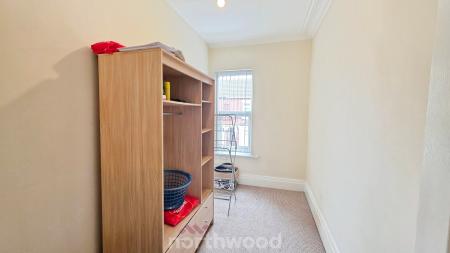 4 bedroom Block of Apartments for sale in Stockbridge Avenue, Bentley, Doncaster, DN5