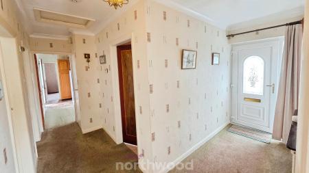 3 bedroom Bungalow for sale in Ivanhoe Close, Sprotbrough, Doncaster, DN5