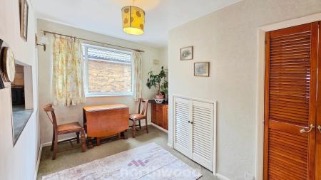 3 bedroom Bungalow for sale in Ivanhoe Close, Sprotbrough, Doncaster, DN5