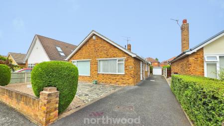 3 bedroom Bungalow for sale in Ivanhoe Close, Sprotbrough, Doncaster, DN5