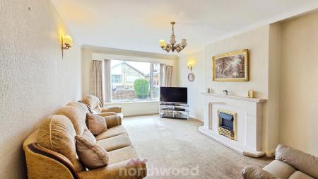 3 bedroom Bungalow for sale in Ivanhoe Close, Sprotbrough, Doncaster, DN5