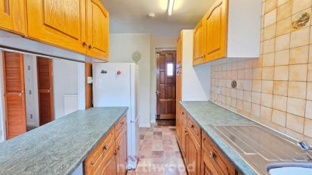 3 bedroom Bungalow for sale in Ivanhoe Close, Sprotbrough, Doncaster, DN5