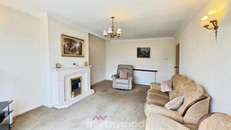 3 bedroom Bungalow for sale in Ivanhoe Close, Sprotbrough, Doncaster, DN5