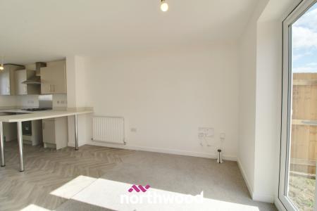 2 bedroom Terraced House to let in Dutchman Way, Bessacarr, Doncaster, DN4