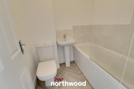 2 bedroom Terraced House to let in Dutchman Way, Bessacarr, Doncaster, DN4