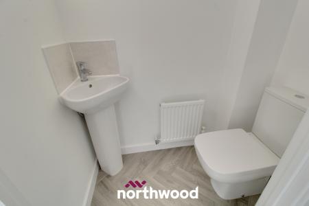 2 bedroom Terraced House to let in Dutchman Way, Bessacarr, Doncaster, DN4