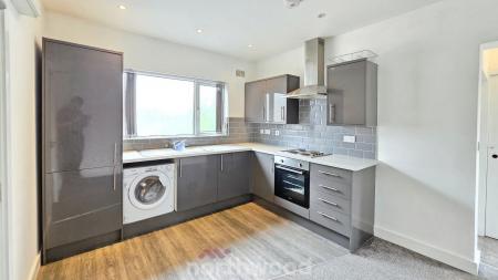 2 bedroom Flat to let in Beckett Road, Wheatley, Doncaster, DN2