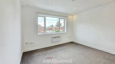 2 bedroom Flat to let in Beckett Road, Wheatley, Doncaster, DN2