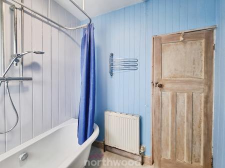 3 bedroom Semi-detached house for sale in Holyrood Road, Town Moor, Doncaster, DN2
