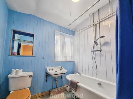 3 bedroom Semi-detached house for sale in Holyrood Road, Town Moor, Doncaster, DN2