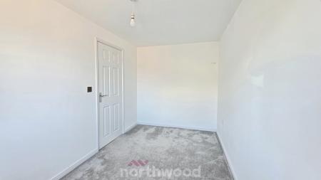 2 bedroom Semi-detached house to let in Cover Drive, Askern, Doncaster, DN6