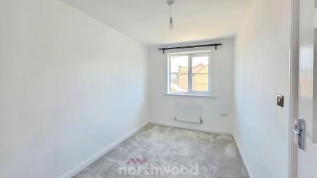 2 bedroom Semi-detached house to let in Cover Drive, Askern, Doncaster, DN6