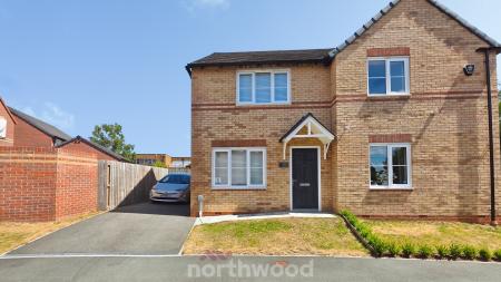 2 bedroom Semi-detached house to let in Cover Drive, Askern, Doncaster, DN6