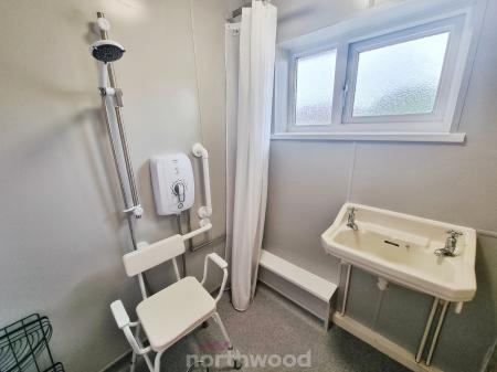 3 bedroom Semi-detached house for sale in Everingham Road, Cantley, Doncaster, DN4