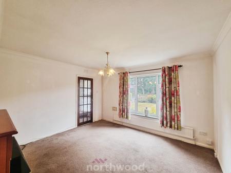 3 bedroom Semi-detached house for sale in Everingham Road, Cantley, Doncaster, DN4