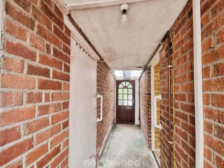 3 bedroom Semi-detached house for sale in Everingham Road, Cantley, Doncaster, DN4