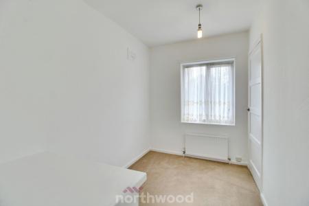 3 bedroom Semi-detached house to let in Lonsdale Avenue, Intake, Doncaster, DN2