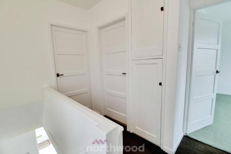 3 bedroom Semi-detached house to let in Lonsdale Avenue, Intake, Doncaster, DN2