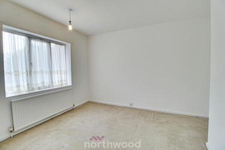 3 bedroom Semi-detached house to let in Lonsdale Avenue, Intake, Doncaster, DN2