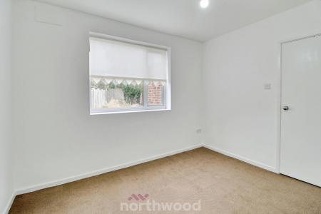 3 bedroom Semi-detached house to let in Lonsdale Avenue, Intake, Doncaster, DN2
