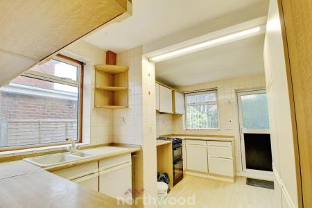 2 bedroom Semi-detached house to let in Morrison Drive, Rossington, Doncaster, DN11