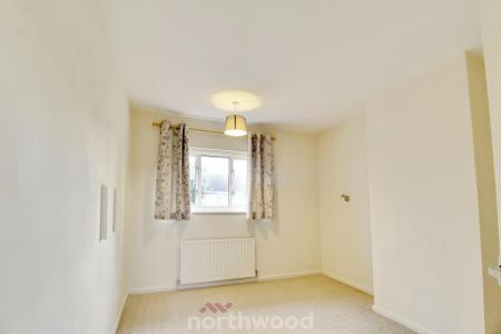 2 bedroom Semi-detached house to let in Morrison Drive, Rossington, Doncaster, DN11