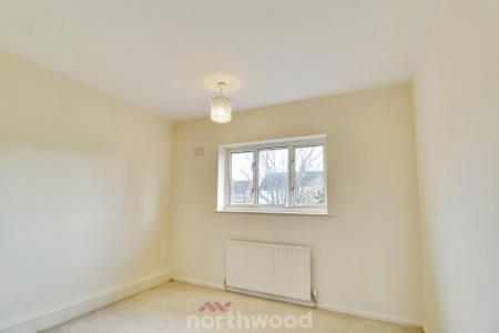 2 bedroom Semi-detached house to let in Morrison Drive, Rossington, Doncaster, DN11