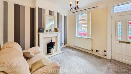 2 bedroom Terraced House to let in Beechfield Road, Hyde Park, Doncaster, DN1