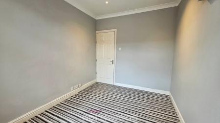 2 bedroom Terraced House to let in Beechfield Road, Hyde Park, Doncaster, DN1