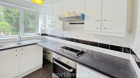 1 bedroom Flat for sale in Bawtry Road, Bessacarr, Doncaster, DN4