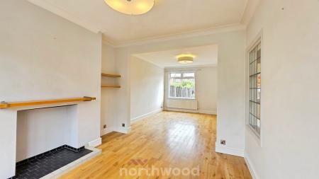 3 bedroom Terraced House for sale in Strathmore Road, Town Moor, Doncaster, DN2