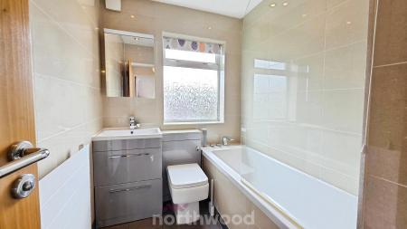 3 bedroom Terraced House for sale in Strathmore Road, Town Moor, Doncaster, DN2