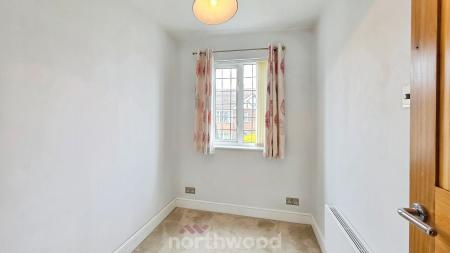 3 bedroom Terraced House for sale in Strathmore Road, Town Moor, Doncaster, DN2