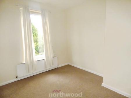 1 bedroom Flat to let in 76 Markham Avenue, Carcroft, Doncaster, DN6