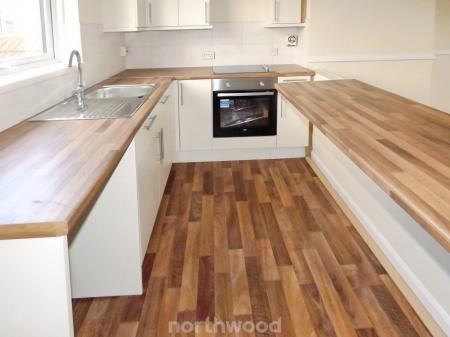1 bedroom Flat to let in 76 Markham Avenue, Carcroft, Doncaster, DN6