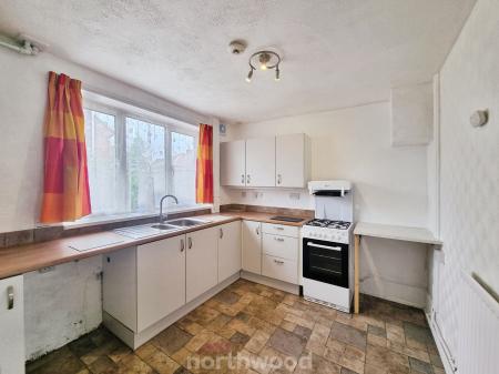 3 bedroom End of terrace house to let in Westminster Crescent, Intake, Doncaster, DN2