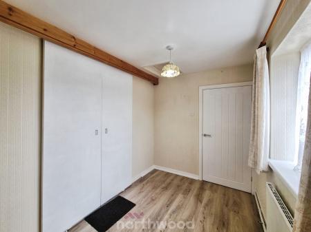 3 bedroom End of terrace house to let in Westminster Crescent, Intake, Doncaster, DN2