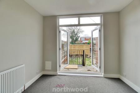 3 bedroom Terraced House to let in Roberts Road, Balby, Doncaster, DN4
