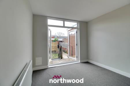 3 bedroom Terraced House to let in Roberts Road, Balby, Doncaster, DN4