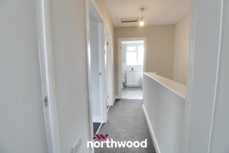 3 bedroom Terraced House to let in Roberts Road, Balby, Doncaster, DN4