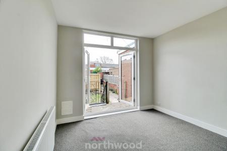 3 bedroom Terraced House to let in Roberts Road, Balby, Doncaster, DN4