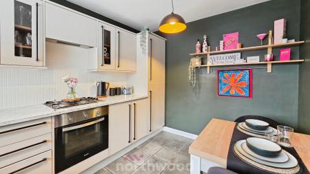 3 bedroom End of terrace house for sale in Rands Lane, Armthorpe, Doncaster, DN3