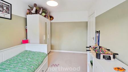 3 bedroom End of terrace house for sale in Rands Lane, Armthorpe, Doncaster, DN3