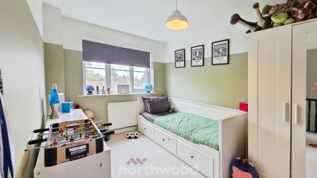 3 bedroom End of terrace house for sale in Rands Lane, Armthorpe, Doncaster, DN3