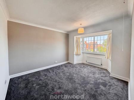 3 bedroom Semi-detached house to let in Crossways North, Wheatley Hills, Doncaster, DN2