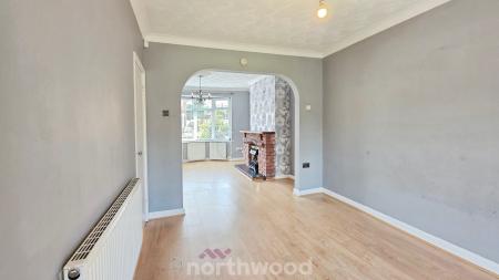 3 bedroom Semi-detached house for sale in Wensleydale Road, Scawsby, Doncaster, DN5